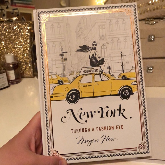 Anthropologie Other - New York coffee table book!